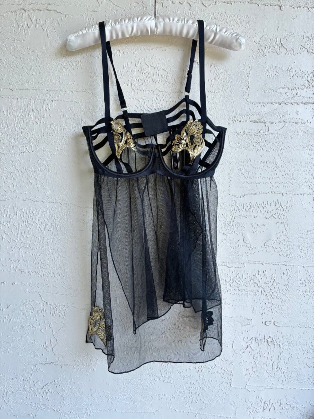 Victoria’s Secret Very Sexy Black Gold Sheer Embroidered Lingerie Babydoll Large